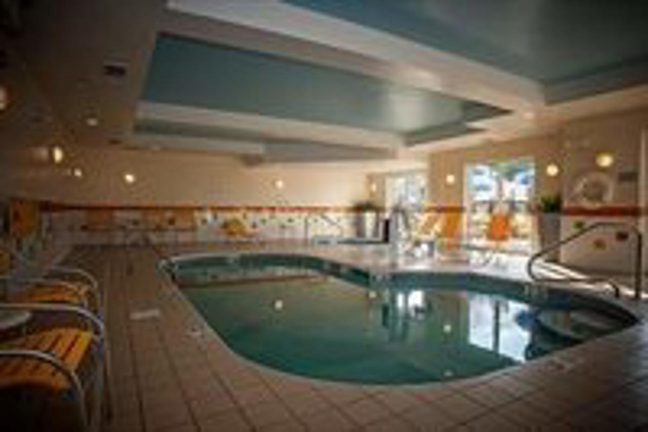 Comfort Inn & Suites Akron South Dış mekan fotoğraf