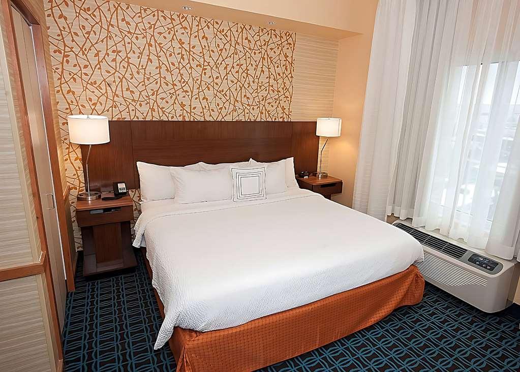 Comfort Inn & Suites Akron South Oda fotoğraf