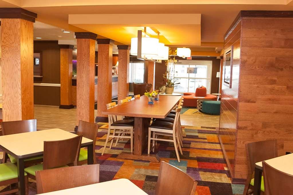 Comfort Inn & Suites Akron South Dış mekan fotoğraf