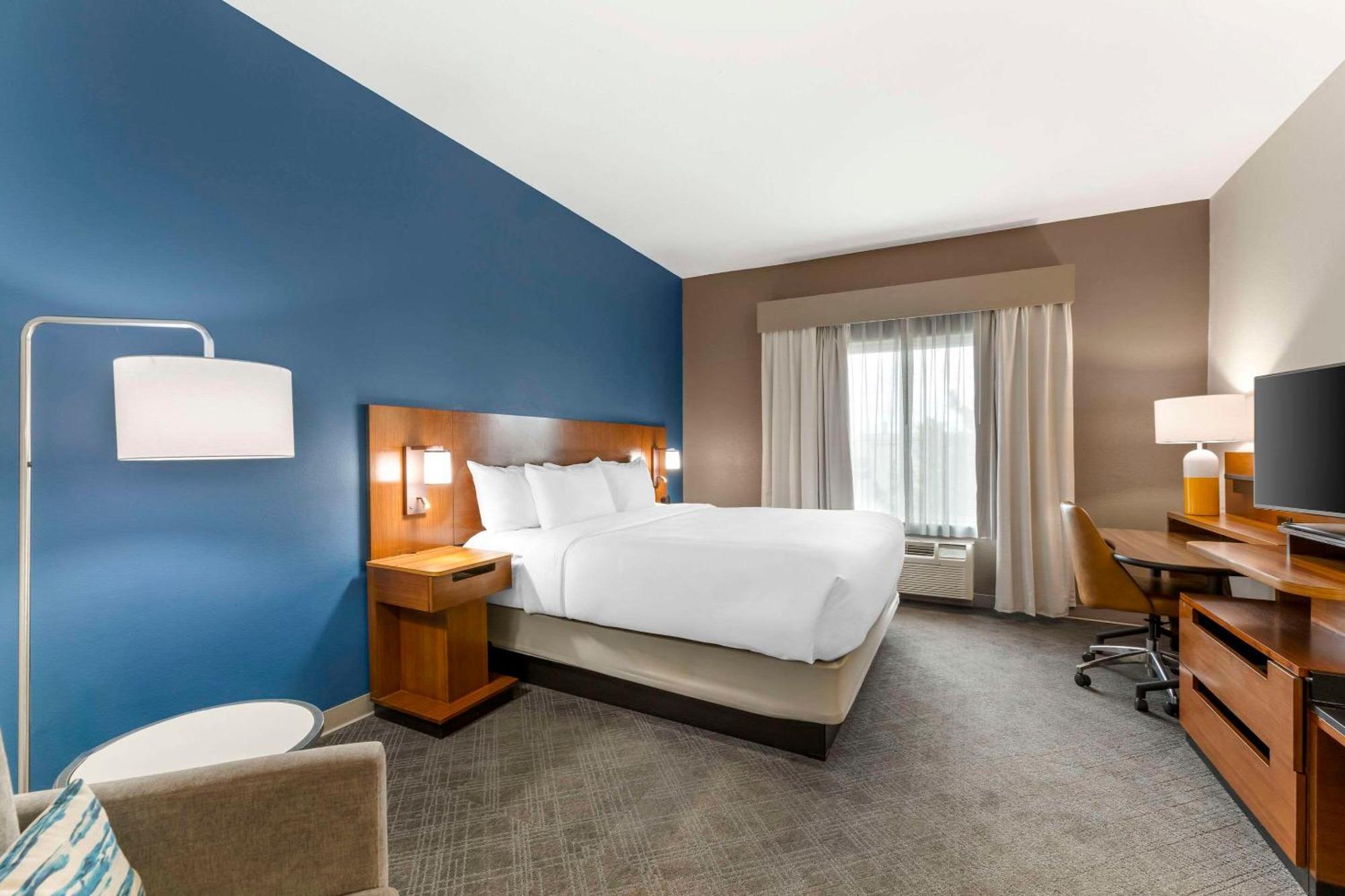 Comfort Inn & Suites Akron South Dış mekan fotoğraf