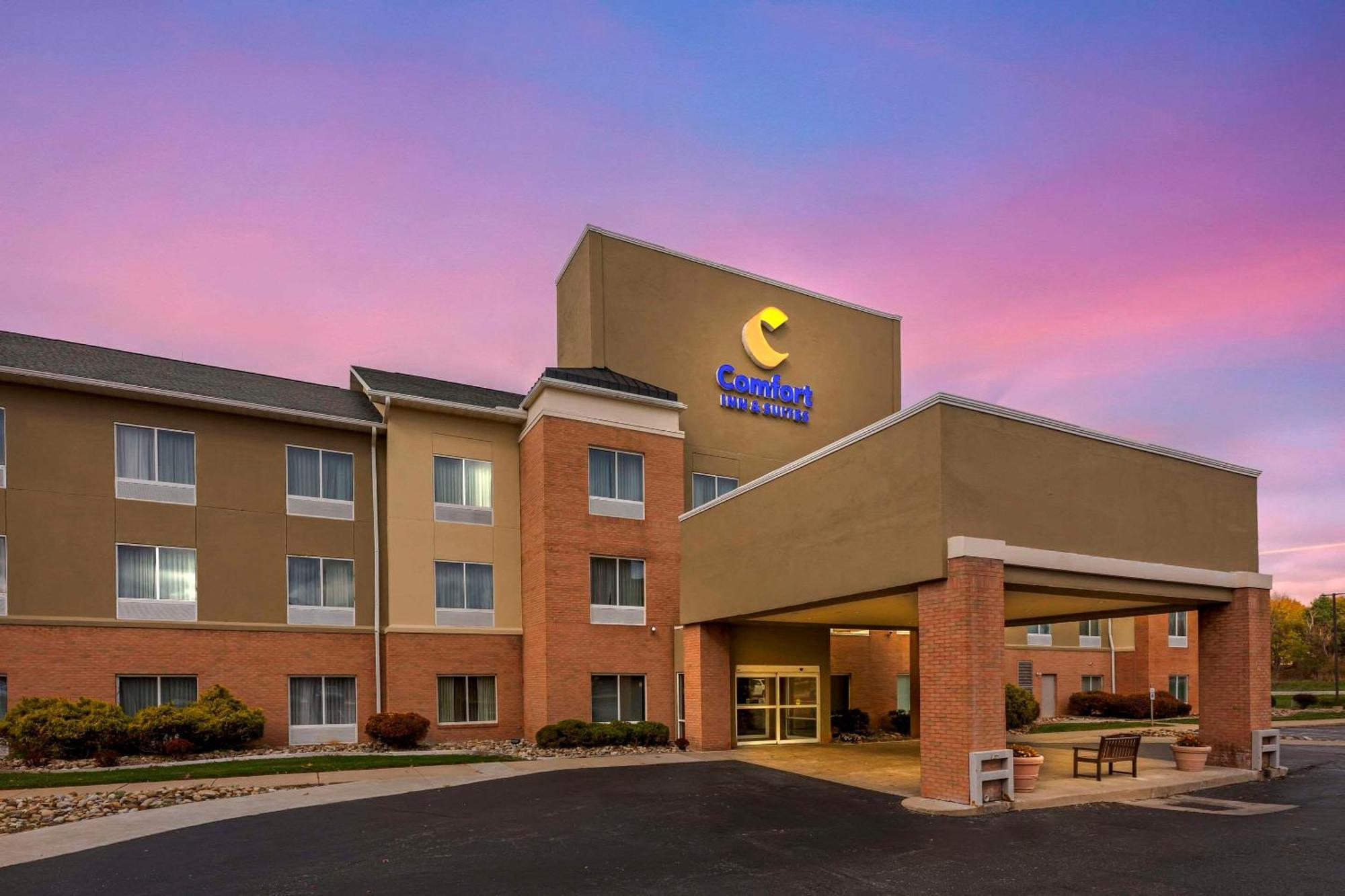 Comfort Inn & Suites Akron South Dış mekan fotoğraf