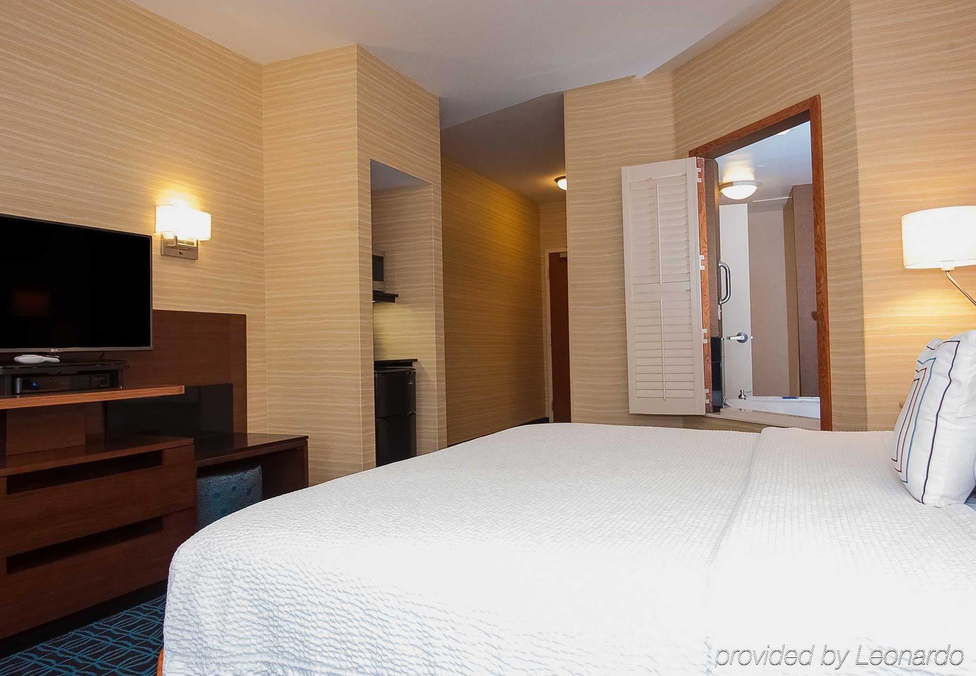 Comfort Inn & Suites Akron South Dış mekan fotoğraf