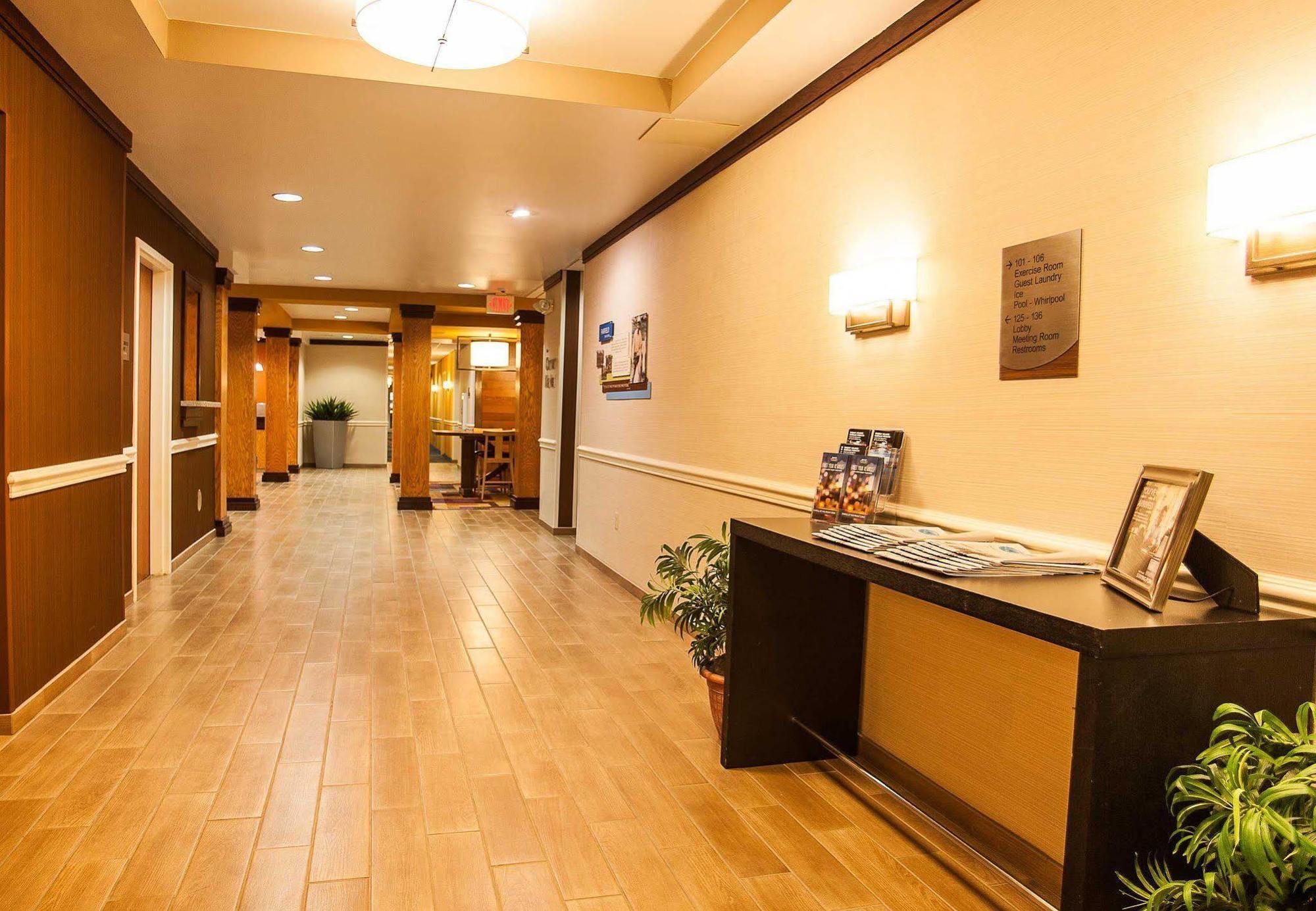 Comfort Inn & Suites Akron South Dış mekan fotoğraf